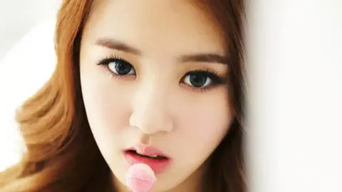 普京金正恩出席阅兵