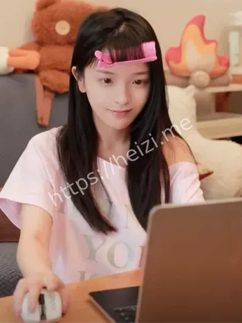 清纯甜美