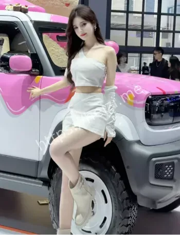 丰胸翘臀