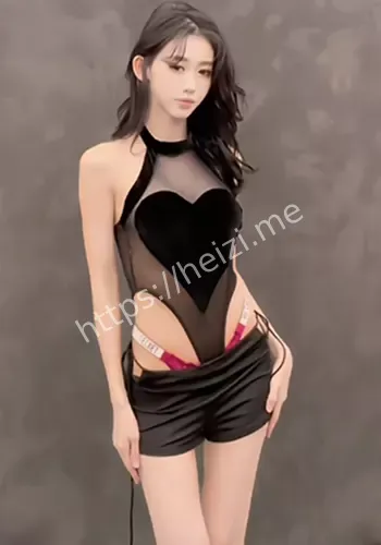 街拍特邀美女