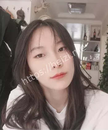 00后嫩妹