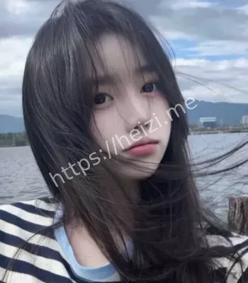 杨依灵