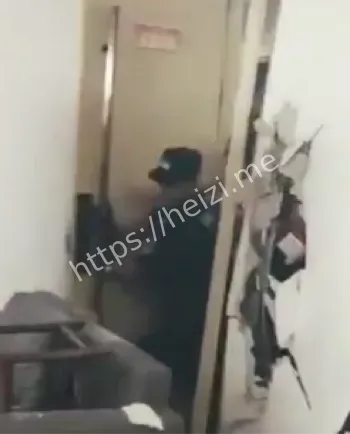 暴雷冲突