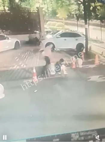 连砍10刀