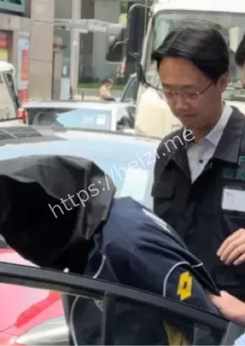 快手一哥倒塌