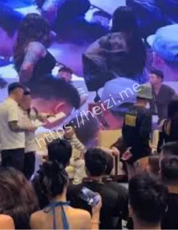 合肥纹身展女模特