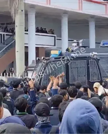 警察局纵火