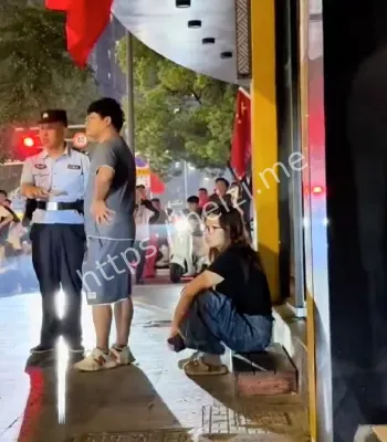 恋爱长跑九年惨被绿