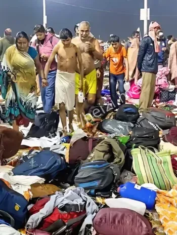 印度卡鲁尔踩踏死亡超100