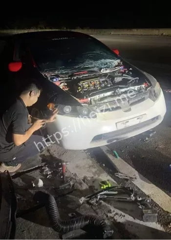 森林公路翻车
