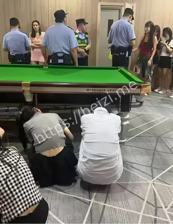 台球馆浪漫社交约会