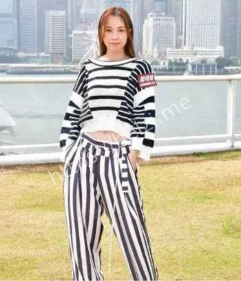 苏永康婚内海边牵手视频