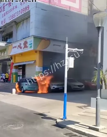 云南蒙自银河路