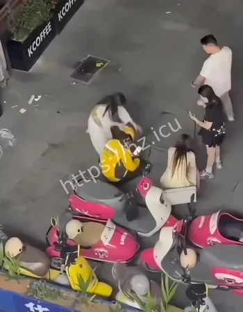 街头围殴狂骂威胁