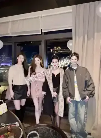 金主甩百万转账和暧昧截图