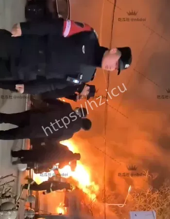 滚滚黑烟