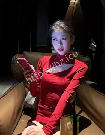 背地里却婚内出轨