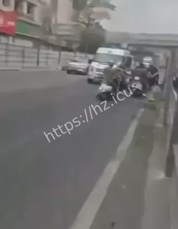 钦州新兴街车祸