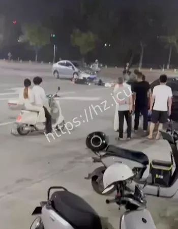 万达广场砍人事件