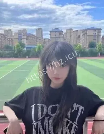 湖北大一学生妹