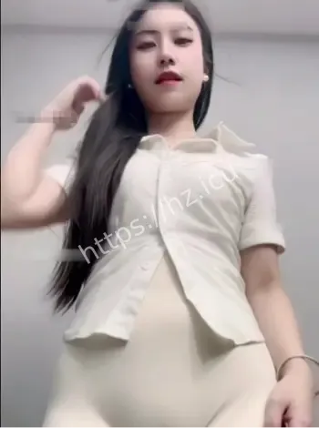 沐沐呀骚舞视频