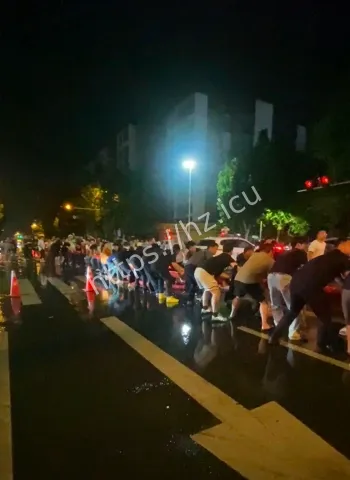 郑州宏达车业广场