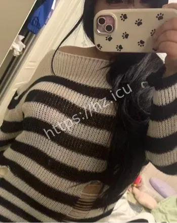 坦克型女友私密视频流出