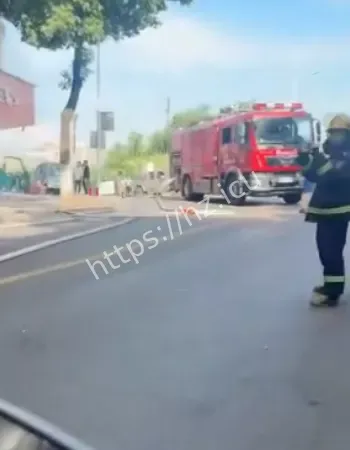 最终造成3人死亡